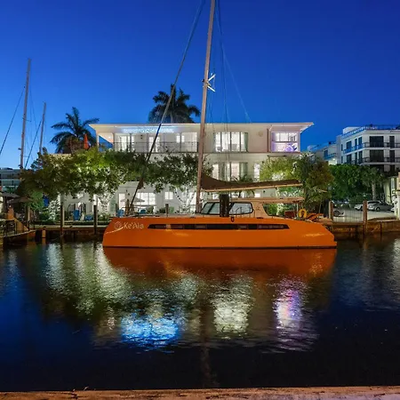 Isle Of Venice Residence And Marina